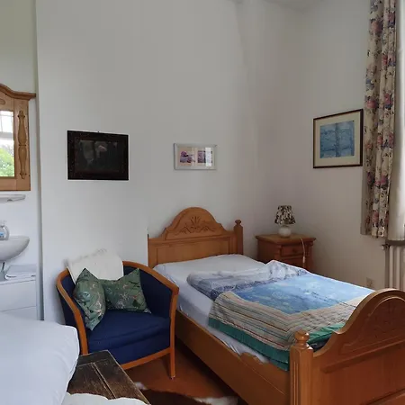 Kurpension Parkfrieden * باد بيرمونت